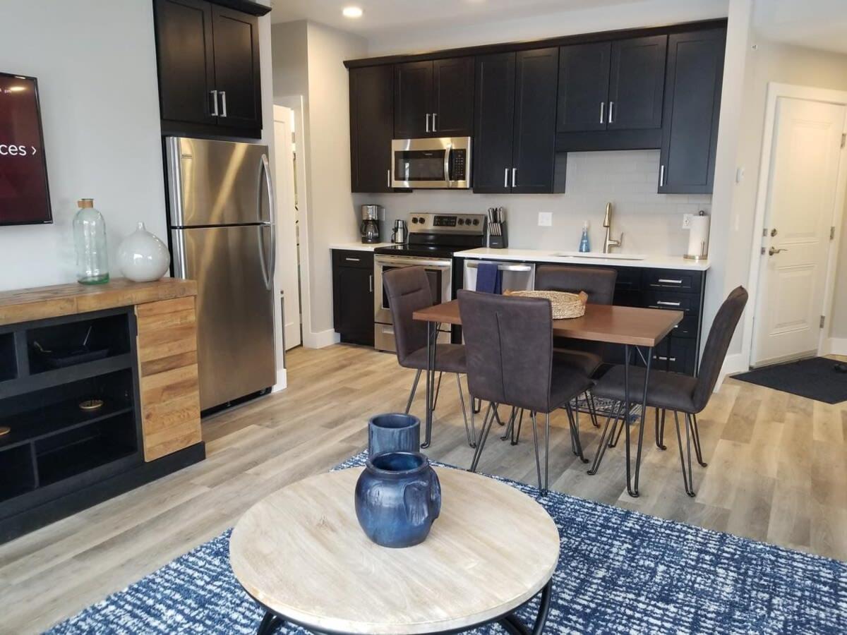 Downtown Traverse City Condo - Capri 209 Экстерьер фото